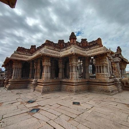Srinivasa Homestay Hampi Dış mekan fotoğraf